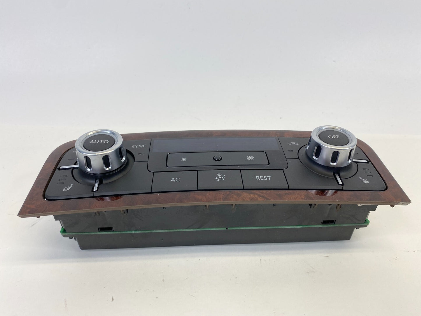 11-17 Volkswagen Touareg AC Heater Temp Climate Control Switch 7P6907040BK OEM