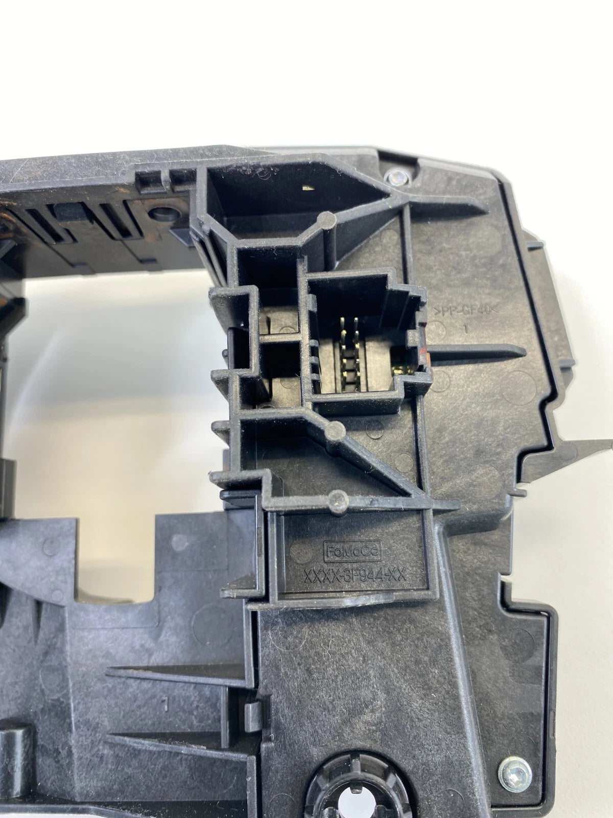 2014-2016 FORD FUSION STEERING COLUMN COMBINATION SWITCH HOUSING COVER PANEL