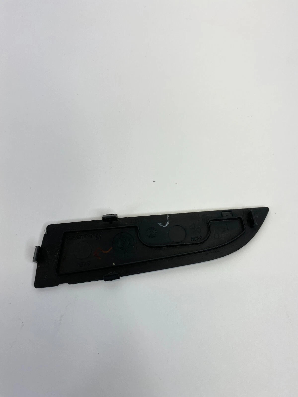 2011-2023 DODGE CHARGER FRONT LEFT DOOR ARMREST TRIM COVER CAP 1SE59TRMAA OEM