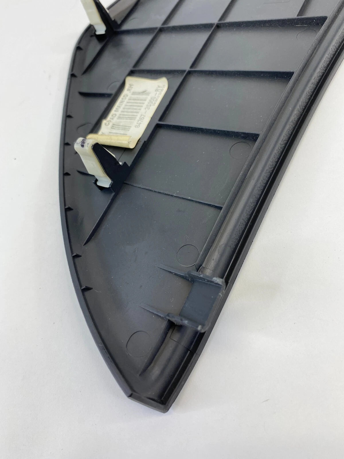2011-2014 HYUNDAI SONATA RIGHT SIDE DASH END CAP COVER TRIM PANEL 84767-3S000