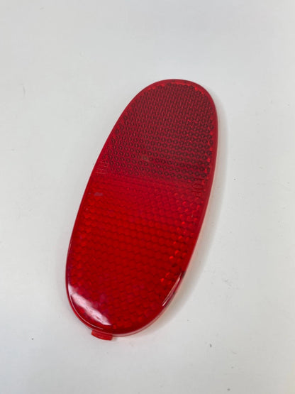 2007-2011 CHEVROLET AVEO LS SEDAN FRONT RIGHT PASSENGER DOOR REFLECTOR LENS OEM