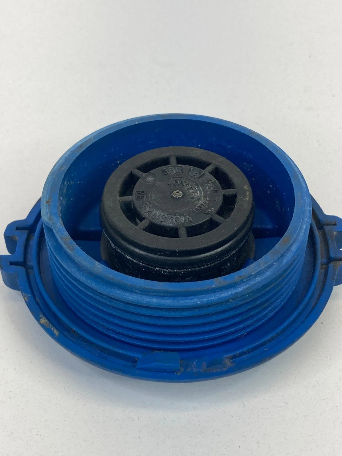 99-18 VOLKSWAGEN JETTA ENGINE RADIATOR FLUID COOLANT RESERVOIR CAP OEM