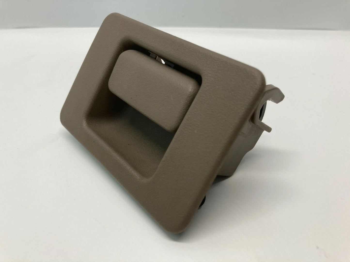 2002-2005 FORD EXPLORER MOUNTAINEER GLOVE BOX DOOR HANDLE LATCH YL2A-1006004-AAW