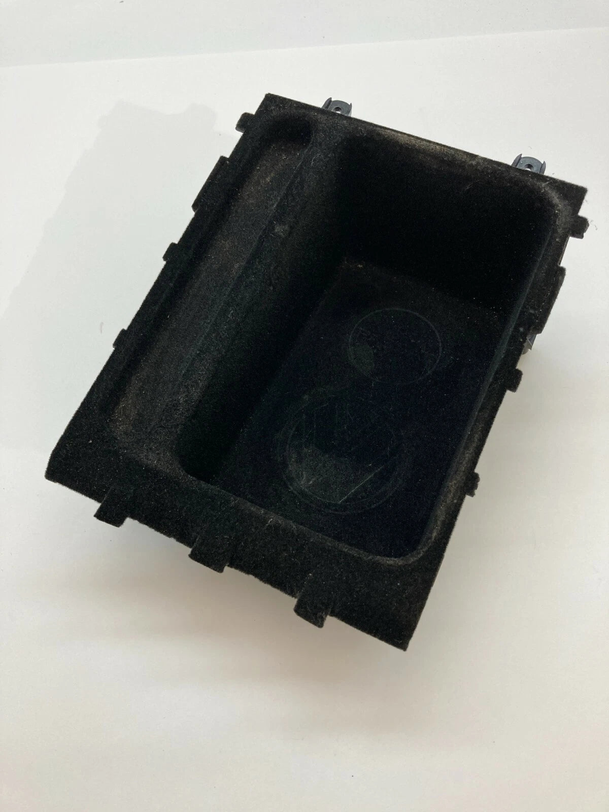 06 07 VOLKSWAGEN PASSAT CENTER CONSOLE TRAY STORAGE COMPARTMENT 3C0858331B OEM