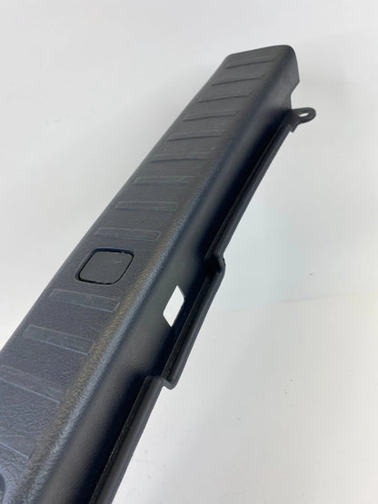 04-06 LEXUS RX330 REAR TRUNK SILL SCUFF TRIM INTERIOR FINISH PLATE 58387-0E010