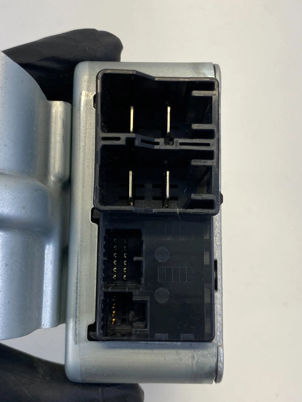 2010-2011 TOYOTA PRIUS POWER STEERING CONTROL MODULE ECU OEM 89650-47240