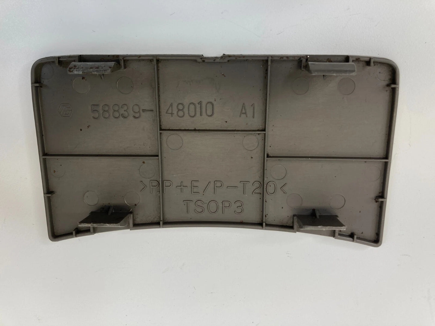 1999-2003 LEXUS RX300 CENTER CONSOLE BOX HOLE COVER CAP TRIM LID 58839-48010 OEM