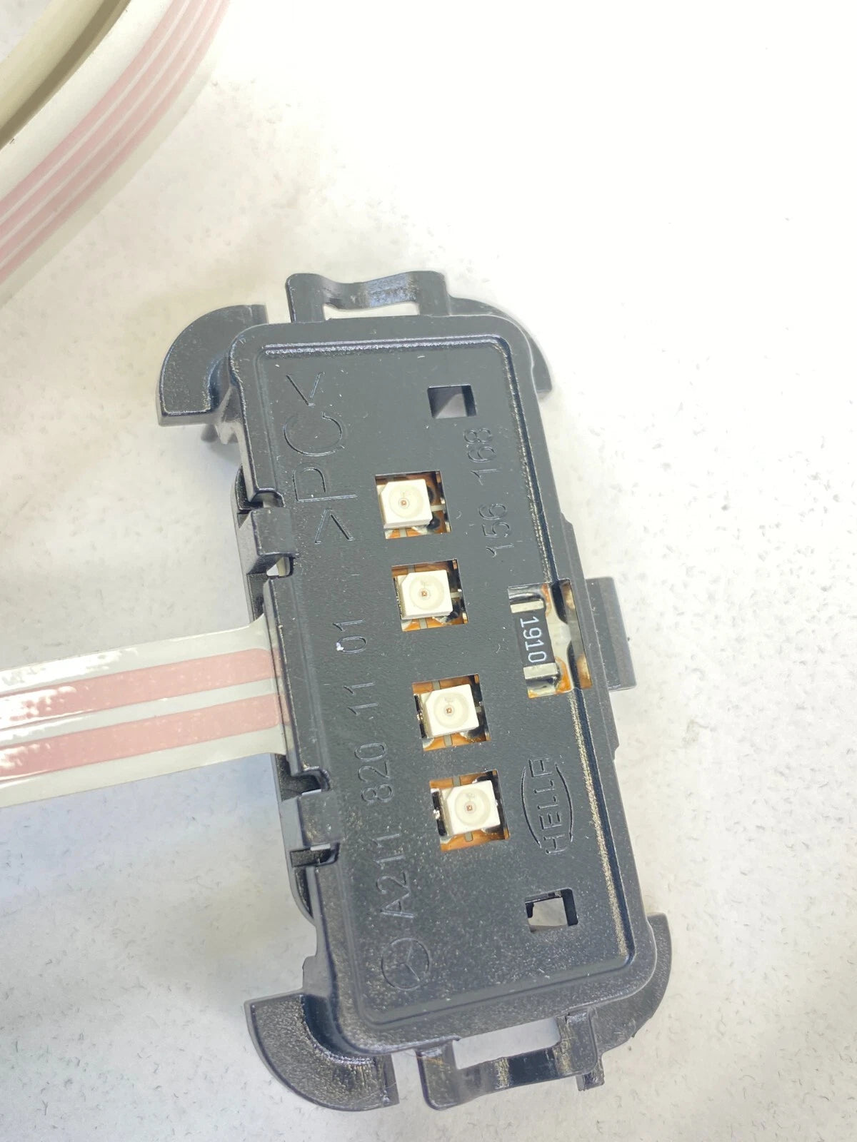 03-06 MERCEDES-BENZ E500 FRONT RIGHT DOOR COURTESY LAMP WIRE HARNESS 2118201001