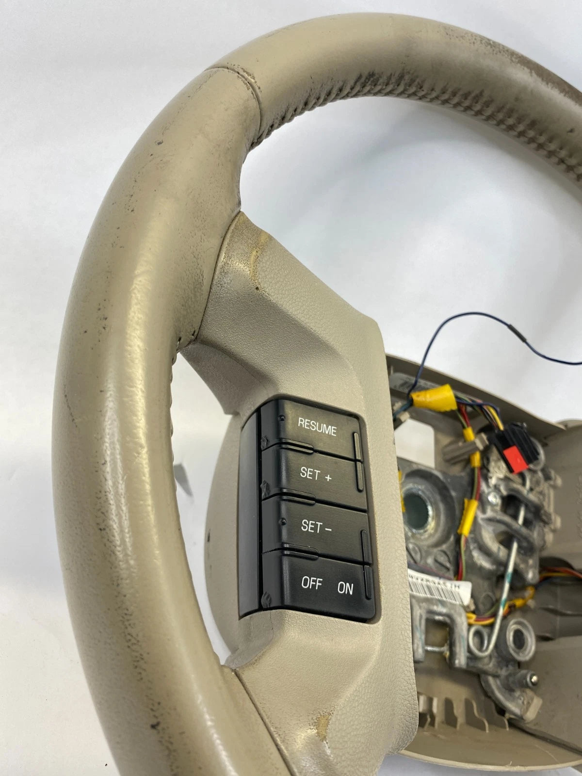 2009-2012 FORD ESCAPE 09-11 MARINER STEERING WHEEL W/ CRUISE & AUDIO SWITCH