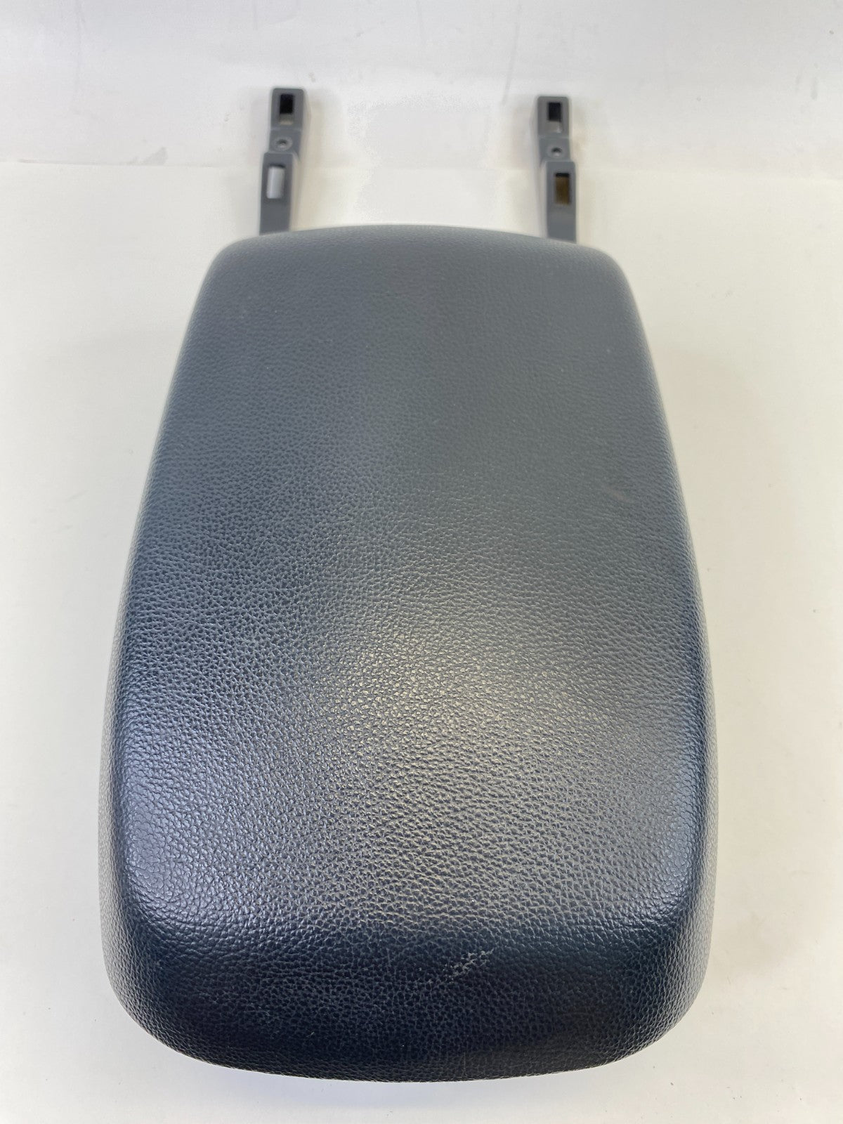 13-17 Hyundai Elantra GT Center Console Arm Rest Lid Cover w/ Sliding Armrest