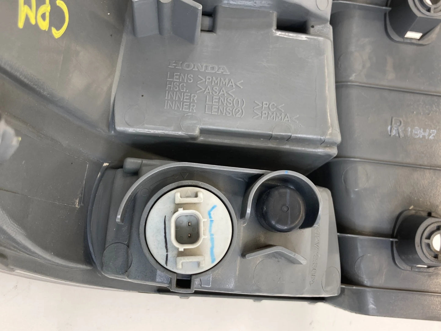 2006 2008-2010 HONDA ODYSSEY RIGHT PASSENGER OUTER TAIL LIGHT REAR LAMP OEM