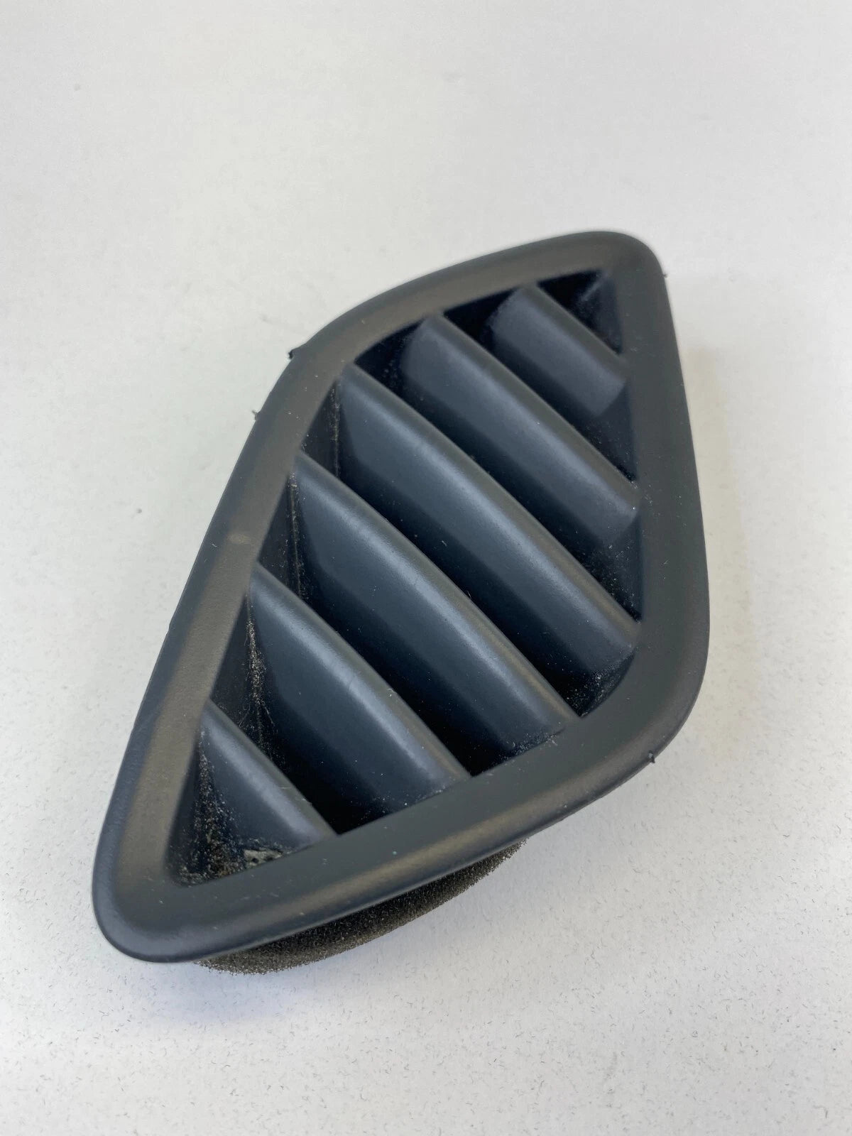 2015-2019 HYUNDAI SONATA RIGHT SIDE DASH AC AIR VENT DEFROSTER DUCT 97393-C1010