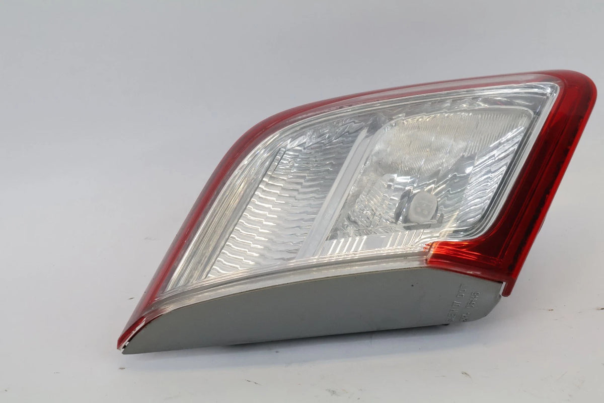 2010 2011 TOYOTA CAMRY HYBRID LEFT DRIVER SIDE TAIL LIGHT TAILLAMP INNER LED OEM