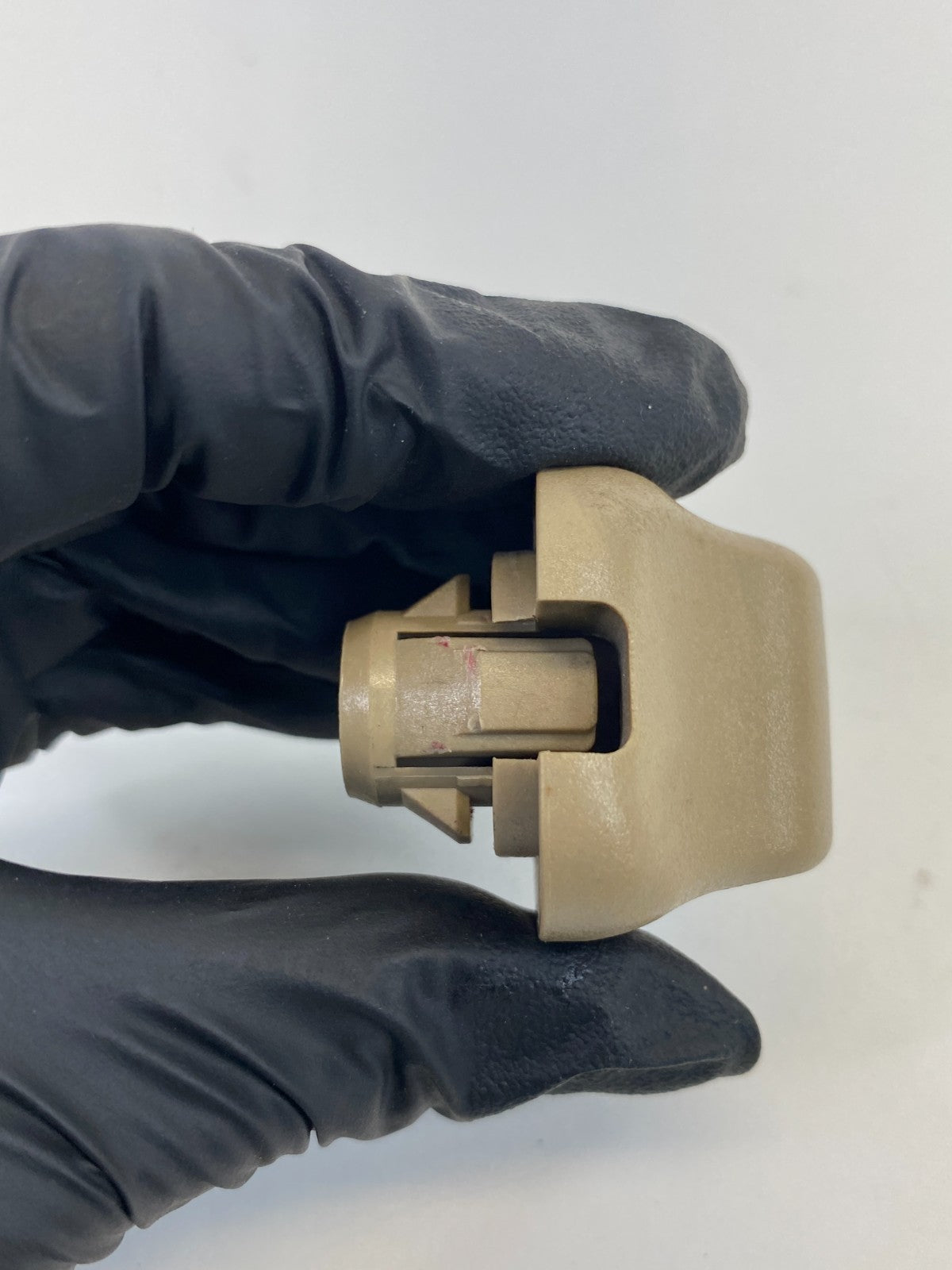 2003-2007 Honda Accord COUPE Sunvisor Sun Visor Holder Retainer Clip Hook OEM