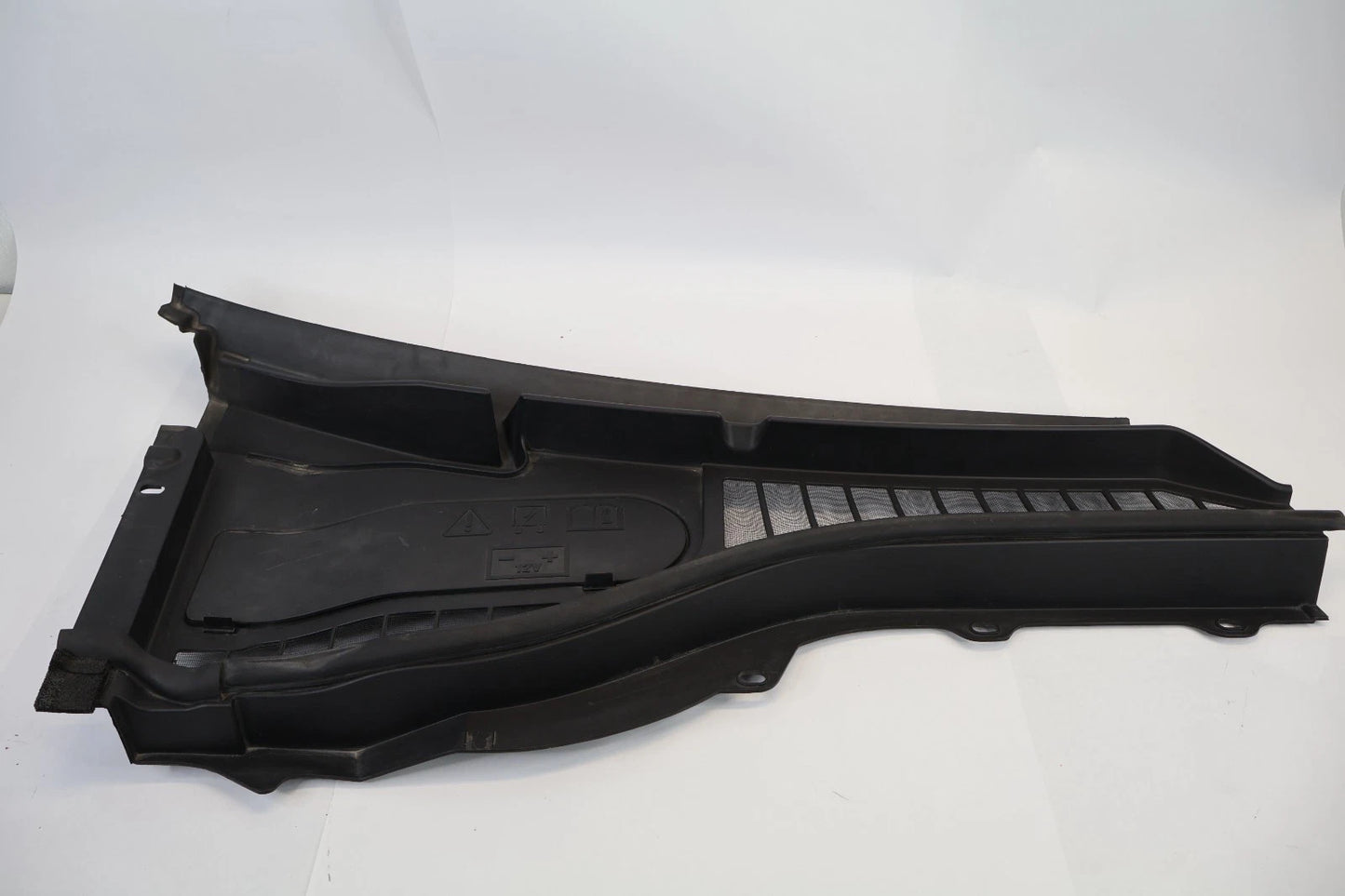 2020-2025 FORD EXPLORER WINDSHIELD COWL GRILLE RIGHT FACTORY LB5B-S02222-AGW OEM