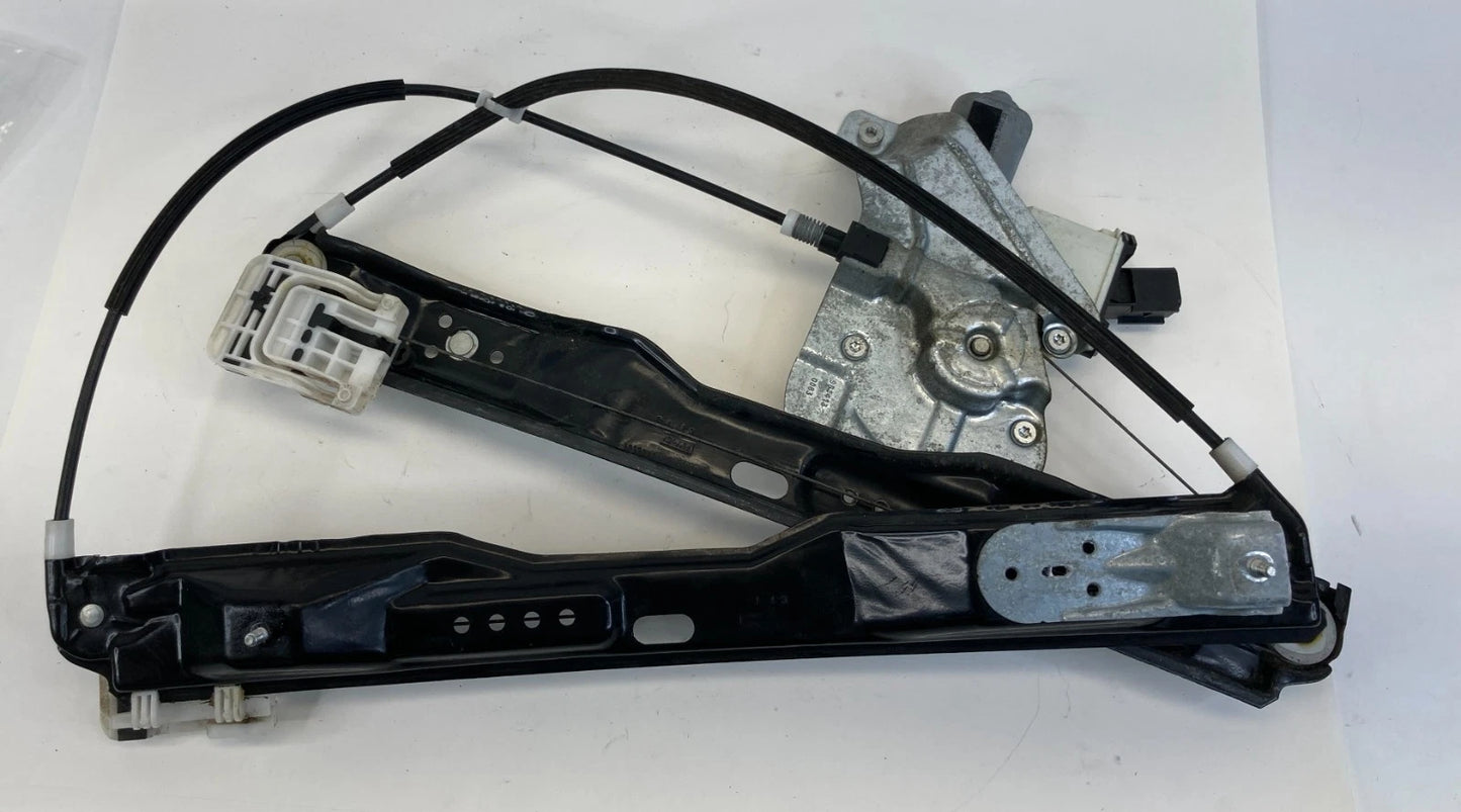 2010-2019 FORD TAURUS FRONT LEFT WINDOW REGULATOR W/ MOTOR BG13-5423201-AC OEM
