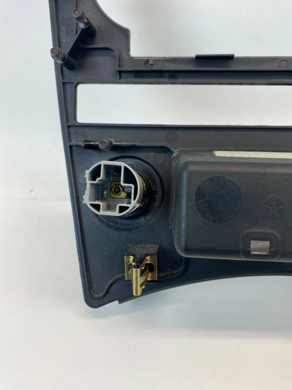 05 06 07 JEEP GRAND CHEROKEE DASH CENTER CLIMATE CONTROL BEZEL TRIM X35008103