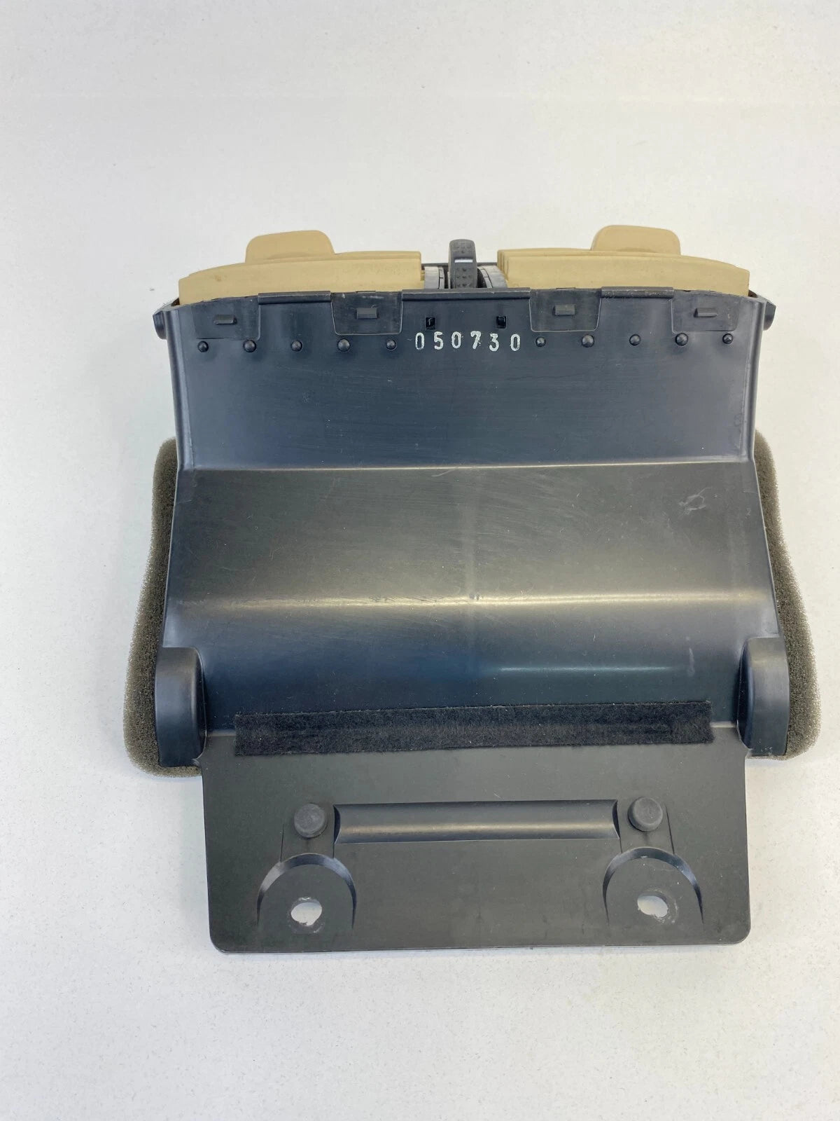 2004-2008 ACURA TL REAR CENTER CONSOLE AC HEATER DUAL AIR VENT DUCT OUTLET BEIGE