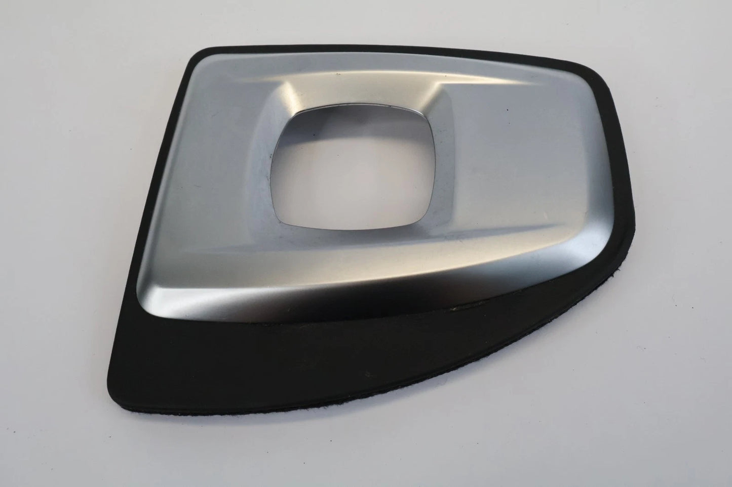2008 BMW 535XI 08-10 535I CENTER CONSOLE SHIFTER BEZEL SURROUND TRIM 6-960-877