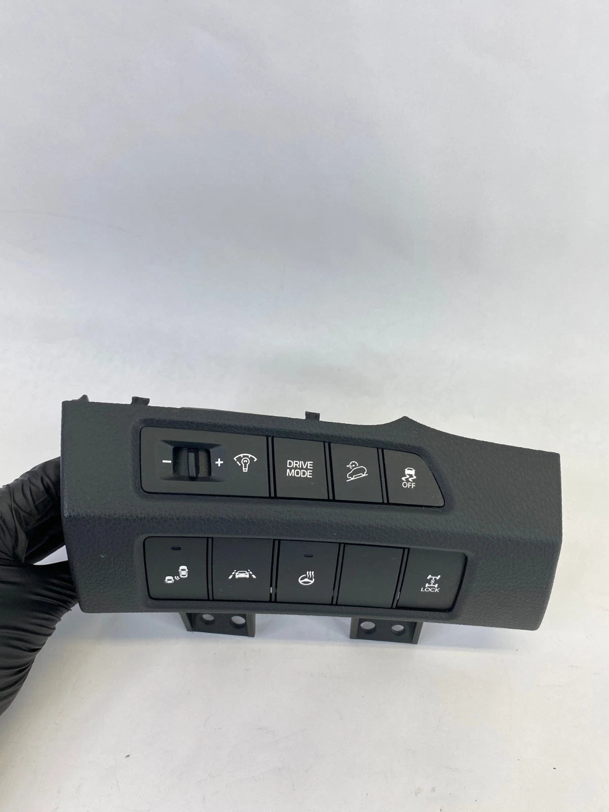 2017 2018 HYUNDAI SANTA FE SPORT DASH SWITCH PANEL AWD BLIND SPOT 3G11SK1400 OEM