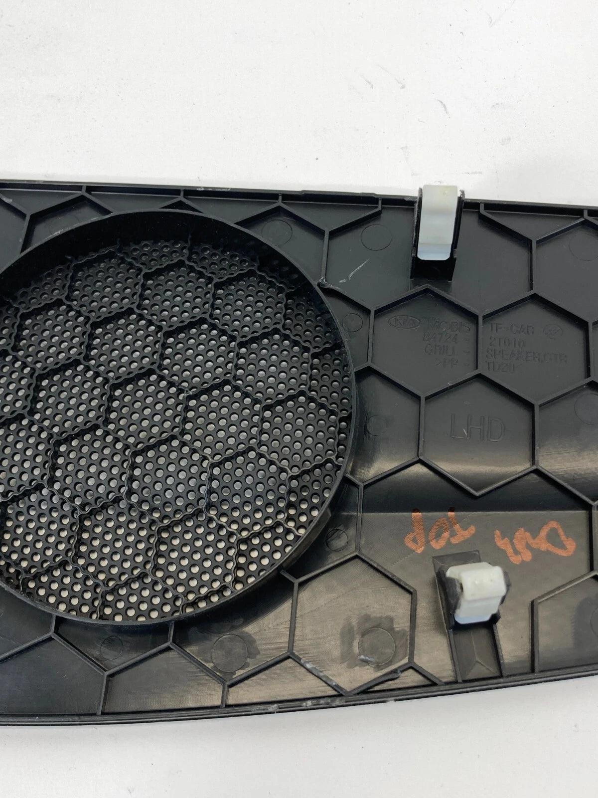 2011-2016 KIA OPTIMA FRONT RIGHT CENTER DASH SPEAKER GRILLE COVER 84724-2T010