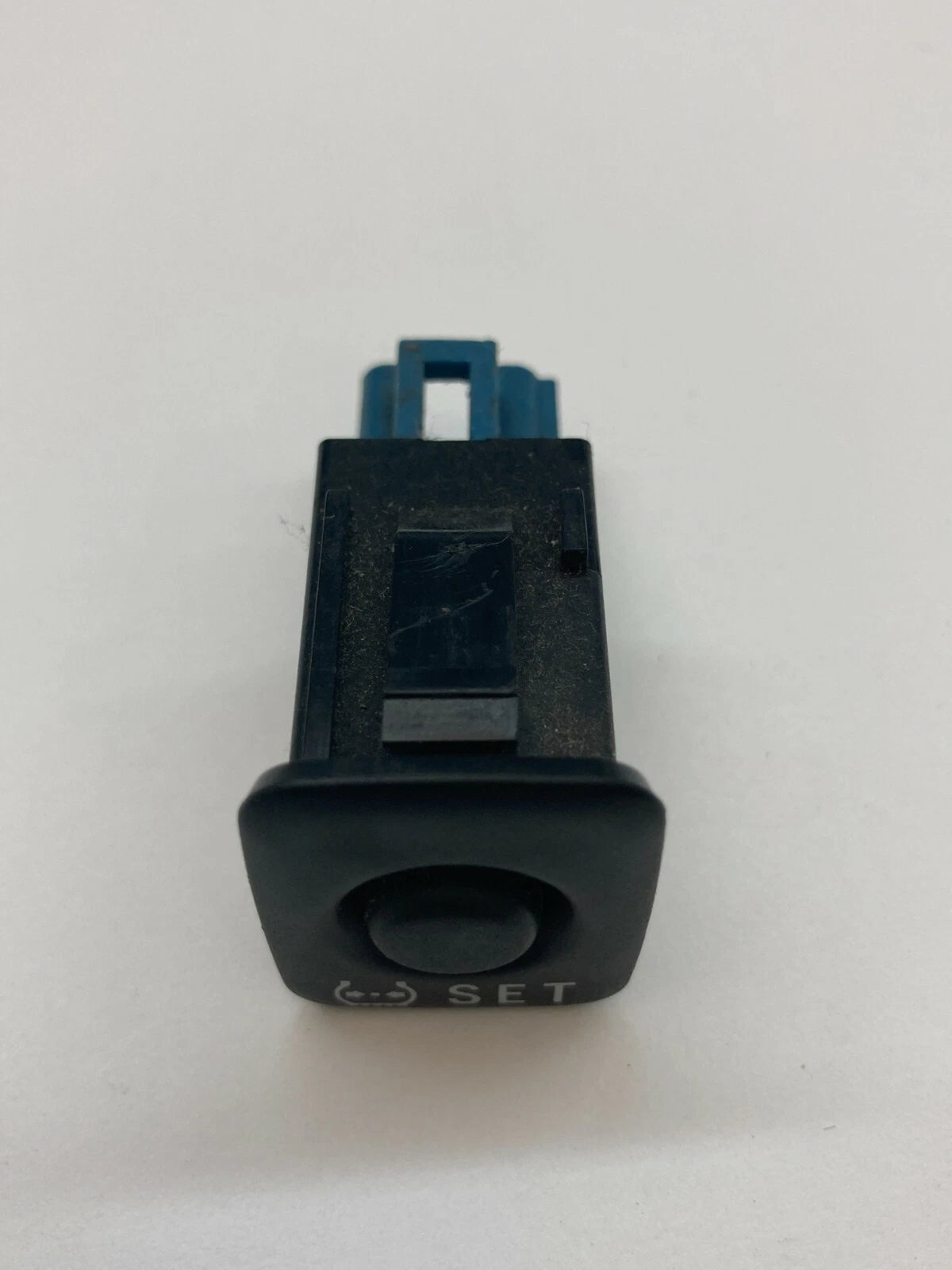2005 2006 2007 2008 2009 2010 SCION TC TIRE PRESSURE SET RESET SWITCH BUTTON OEM