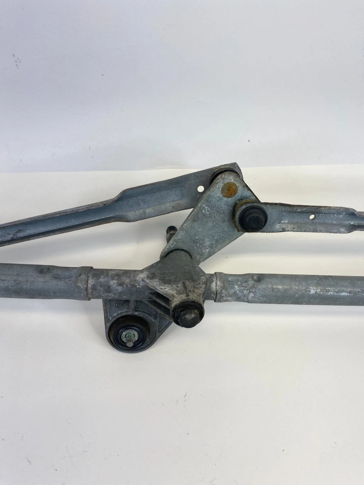 2009-2014 DODGE AVENGER FRONT WINDSHIELD WIPER MOTOR W/ LINKAGE 68044087AA OEM