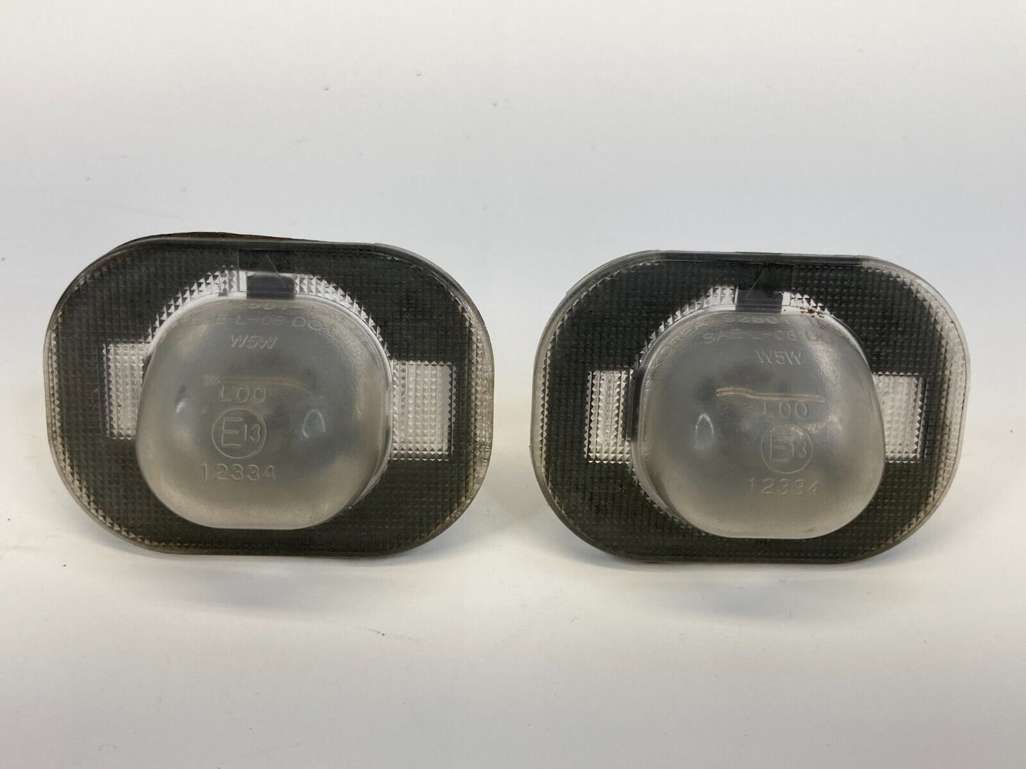 2010-2013 Kia Forte Sedan Rear License Lamp Plate Light Pair Set 92501-1M0 OEM