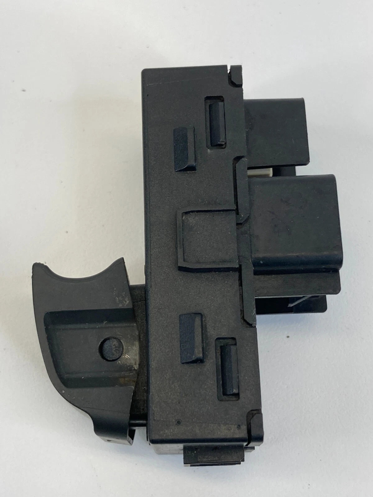 2009-2017 CHEVROLET TRAVERSE REAR DOOR WINDOW CONTROL SWITCH 25877777 OEM