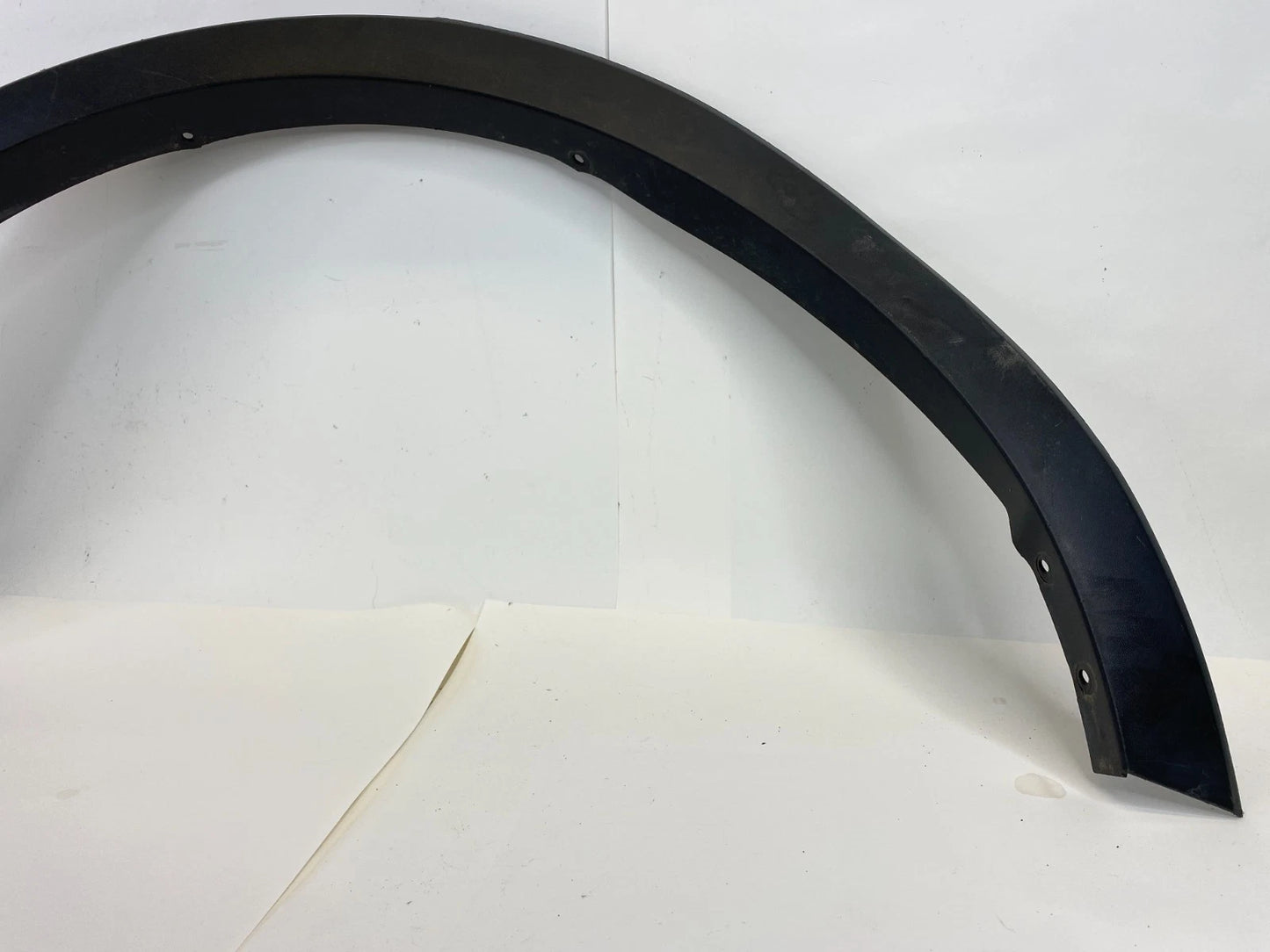 13-19 FORD EXPLORER INTERCEPTOR SUV REAR LEFT SIDE QUARTER WHEEL MOLDING TRIM