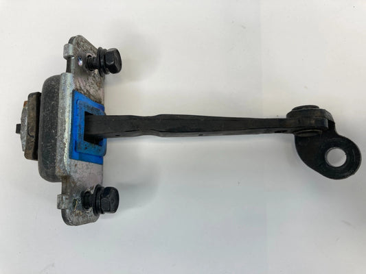 06-11 HYUNDAI ACCENT SEDAN REAR LEFT DRIVER SIDE DOOR LOCK CHECK STOPPER STRAP