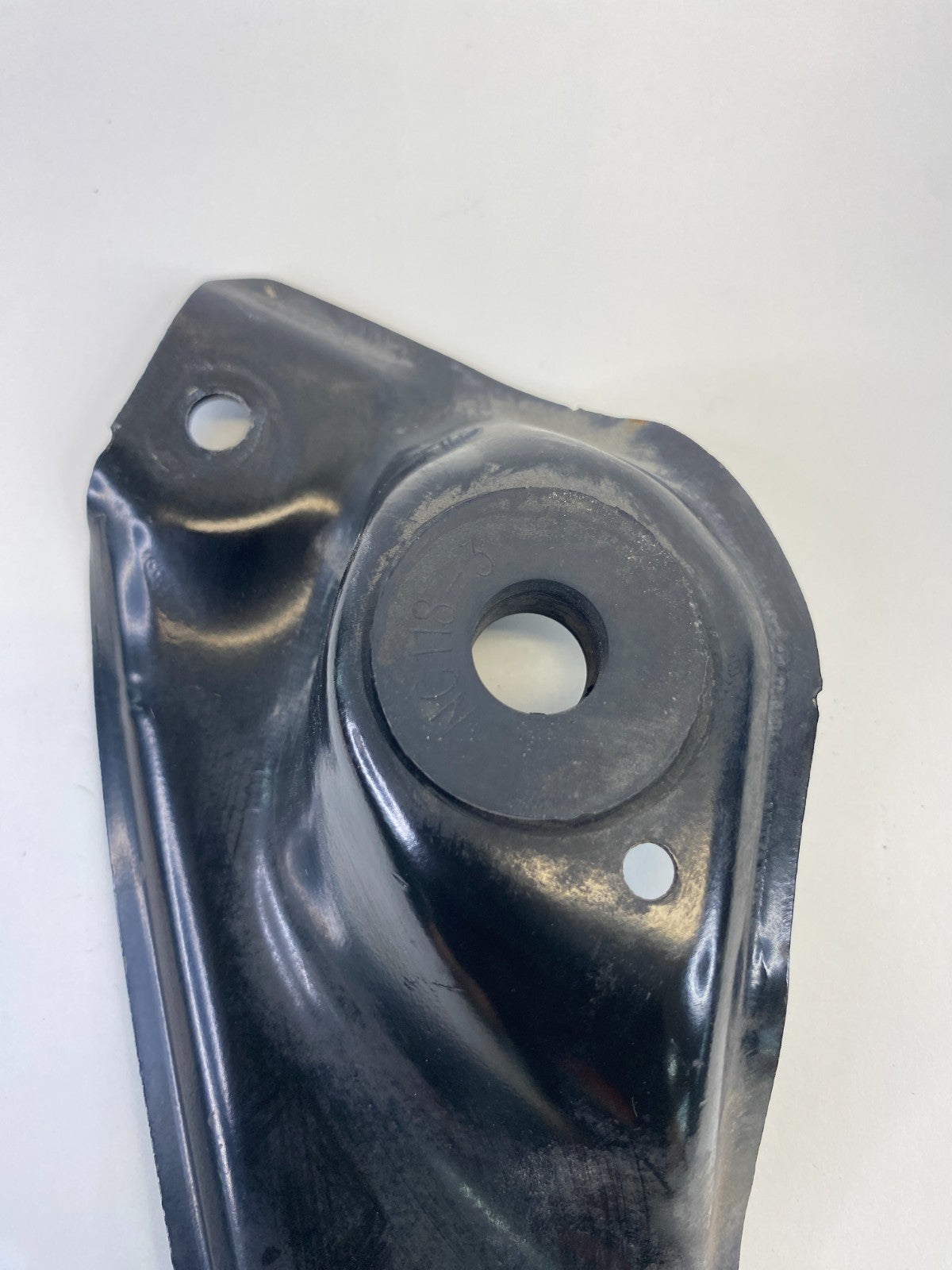 13 14 15 16 17 Honda Accord Upper Right Radiator Bracket Mount Support OEM