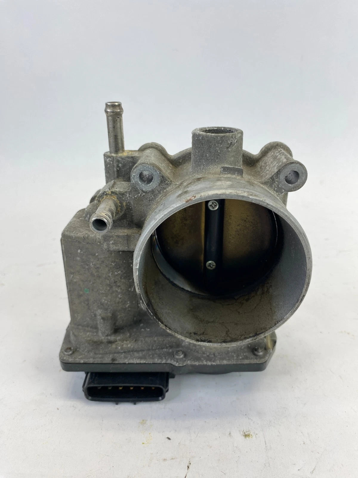 2005-2011 TOYOTA TUNDRA 4.0L V6 THROTTLE BODY VALVE ASSEMBLY OEM 22030-0P010