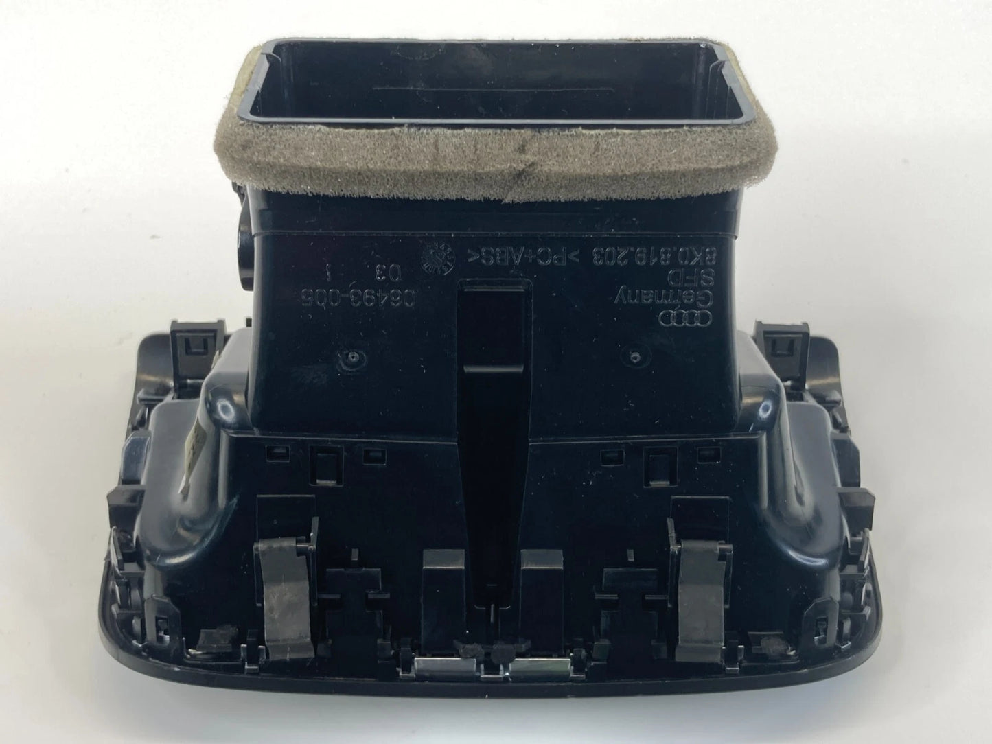 2013-2016 AUDI A4 REAR CENTER CONSOLE A/C HEATER DUAL AIR VENT DUCT OUTLET OEM