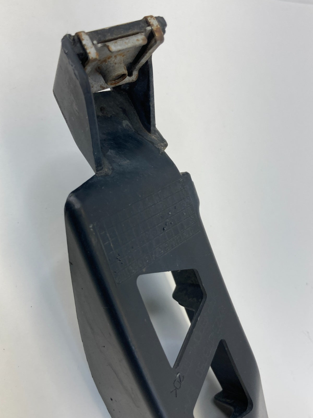 2009 2010 2011 Jaguar XF Front Bumper Left Side Bumper Bracket Support OEM