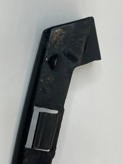 07-10 HYUNDAI ELANTRA FRONT RIGHT BUMPER COVER UPPER RETAINER BRACKET MOUNTING
