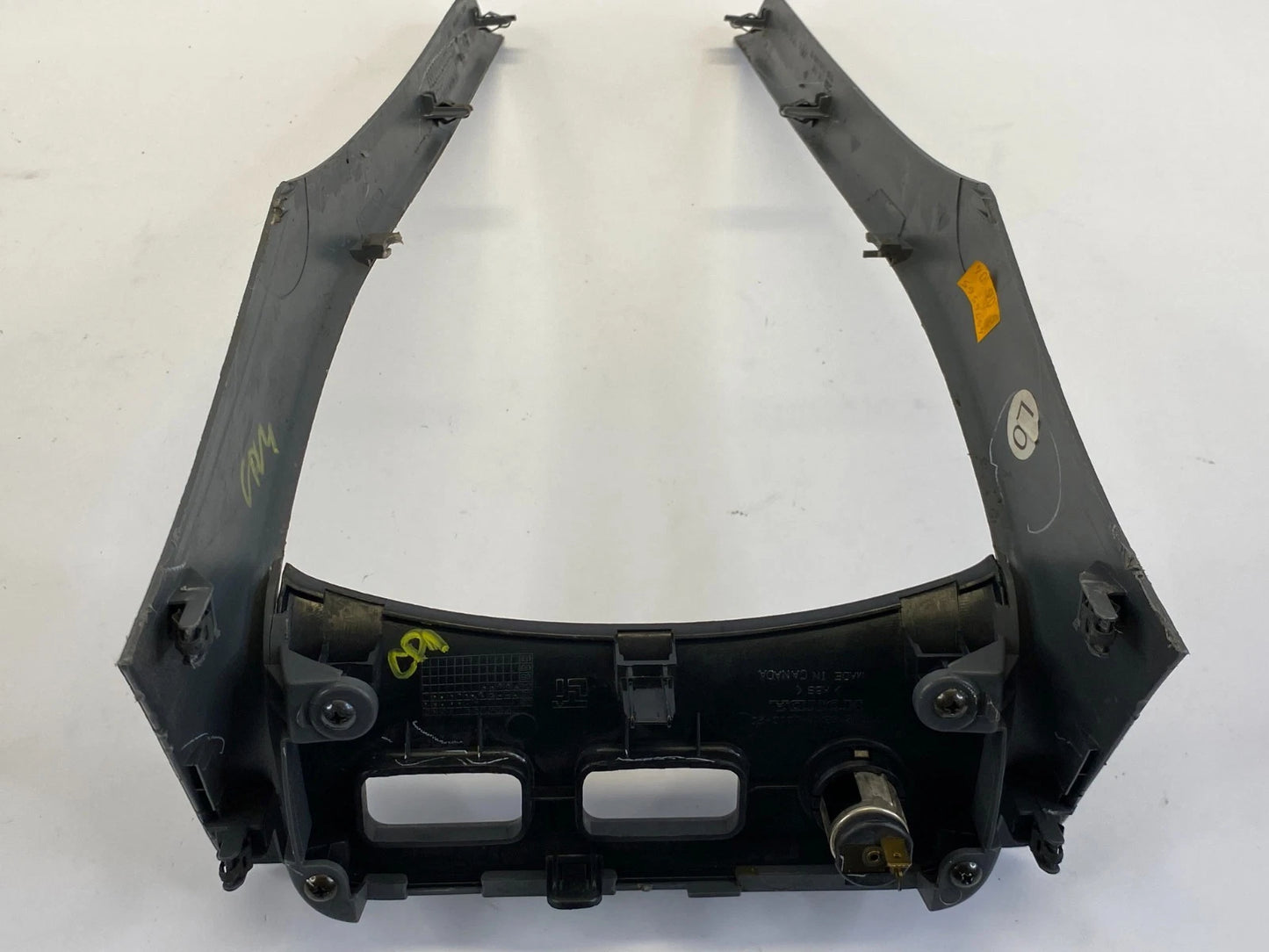 2001-2005 HONDA CIVIC SEDAN A/T FRONT CENTER CONSOLE TRIM PANEL W/ 12V SOCKET