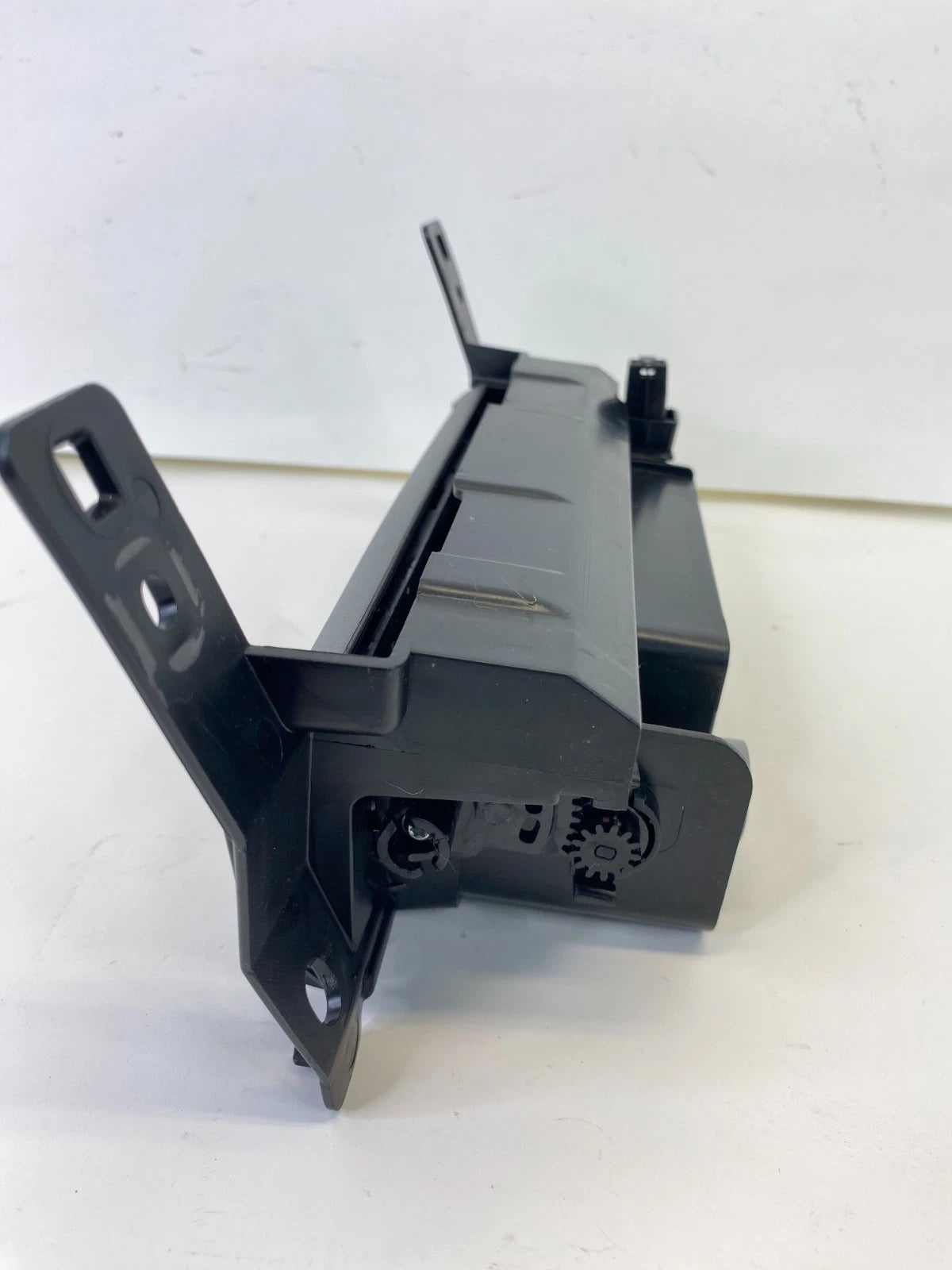2013-2019 FORD TAURUS FRONT CONSOLE DASH STORAGE BIN ASHTRAY DG13-54045P26 OEM