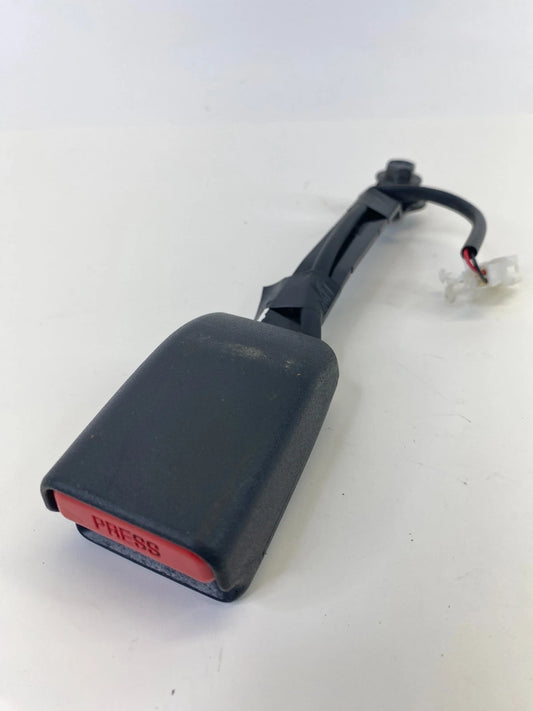 2014-2016 MAZDA 3 FRONT RIGHT PASSENGER SIDE SEAT BELT SEATBELT BUCKLE ASSY OEM