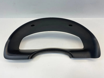 2005-2007 BUICK TERRAZA SPEEDOMETER INSTRUMENT CLUSTER DASH BEZEL TRIM 15208665