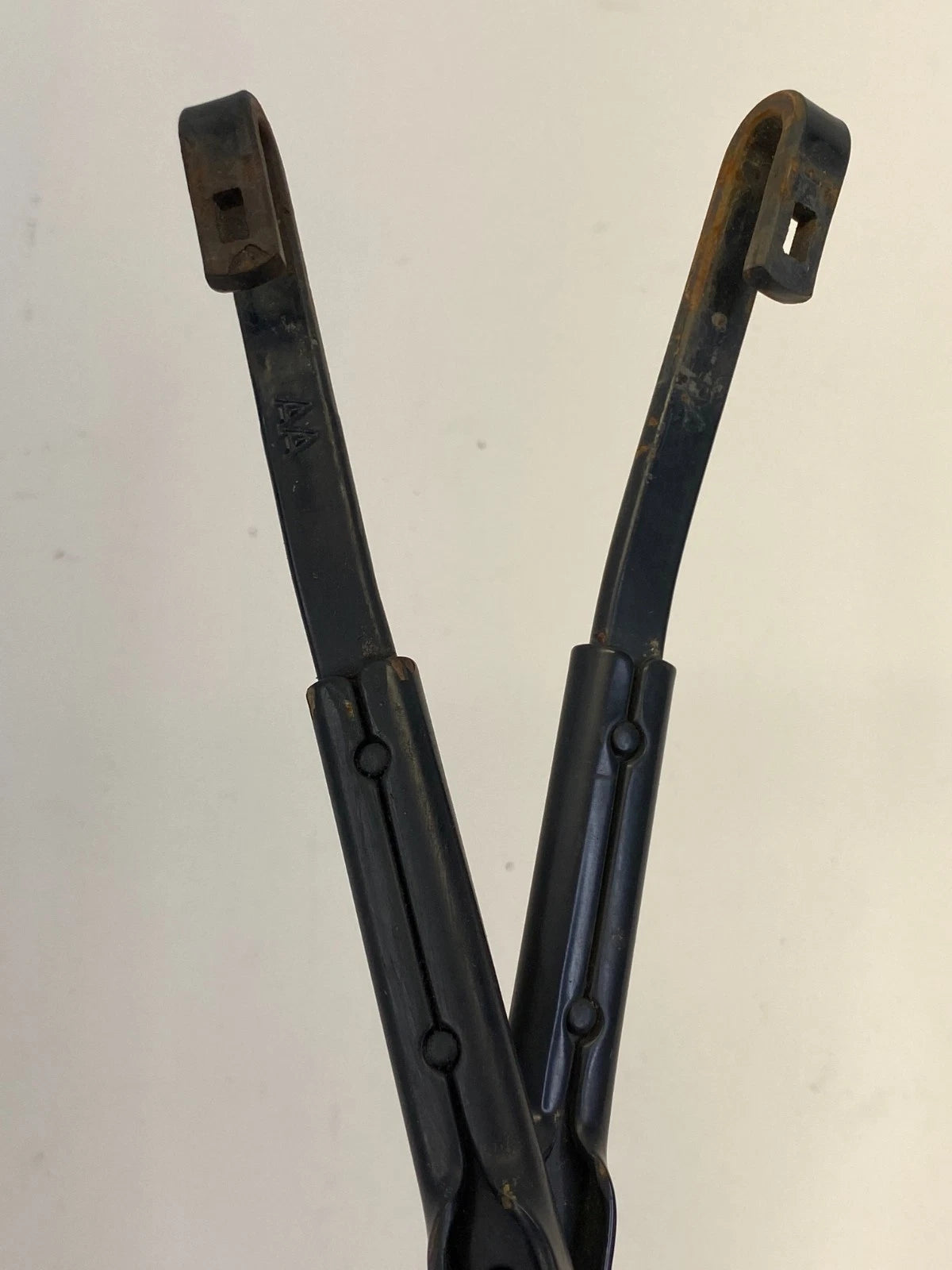 2009-2014 ACURA TSX FRONT WIPER ARM SET DRIVER PASSENGER SIDE LH RH PAIR OEM