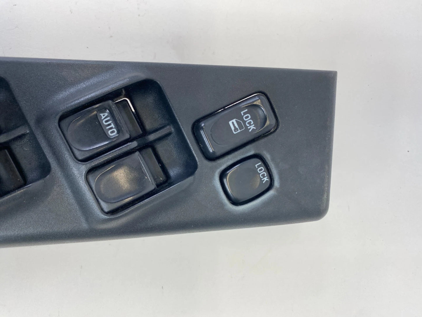 1995-2002 ISUZU TROOPER FRONT LEFT DOOR MASTER POWER WINDOW CONTROL SWITCH OEM