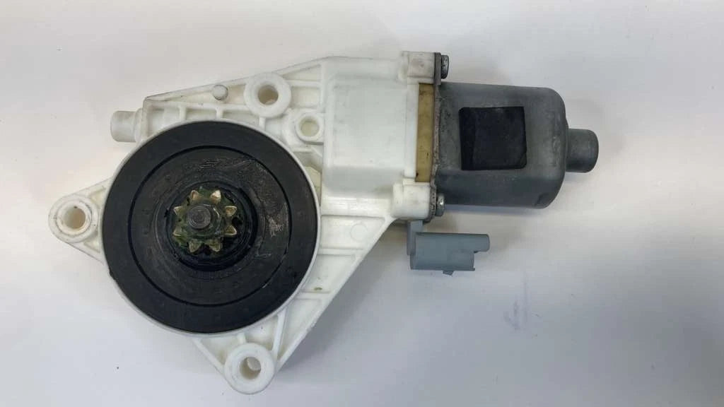 2006-2010 KIA OPTIMA FRONT LEFT DRIVER SIDE DOOR POWER WINDOW MOTOR ASSY OEM