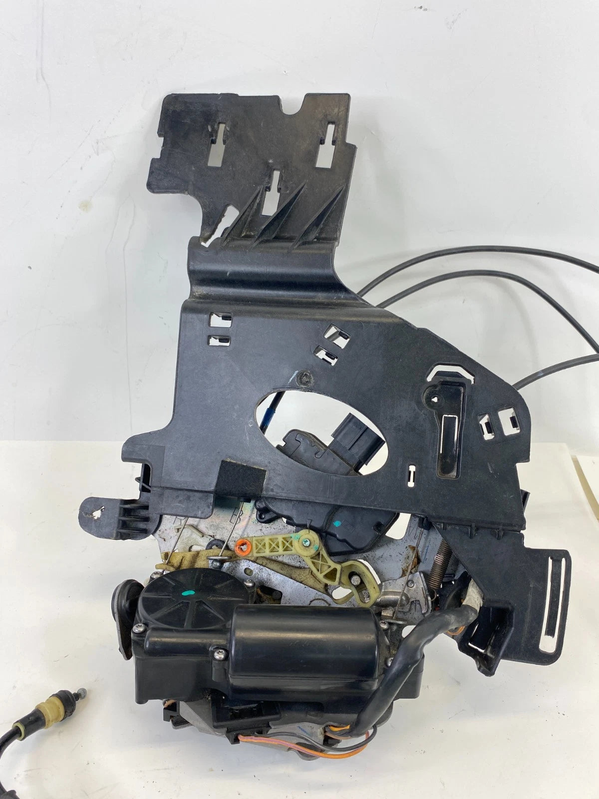 08-16 CHRYSLER TOWN & COUNTRY REAR LEFT SLIDING DOOR LATCH LOCK ACTUATOR MOTOR