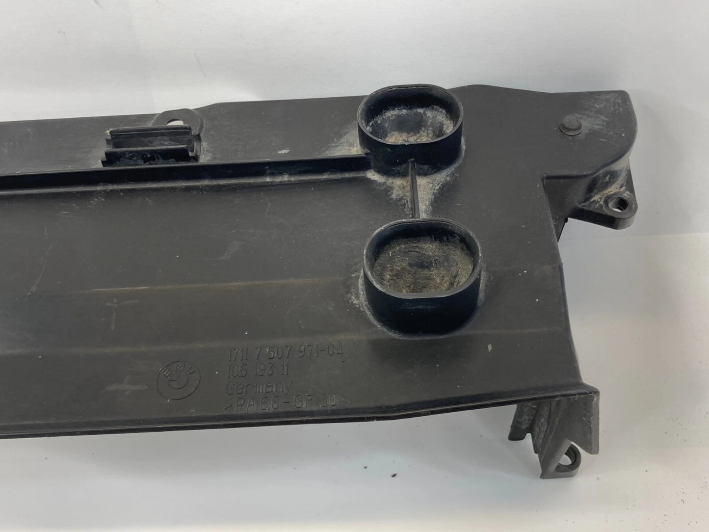 2002-2004 BMW 745I 745LI UPPER RADIATOR SUPPORT BRACKET COVER 17117507971 OEM