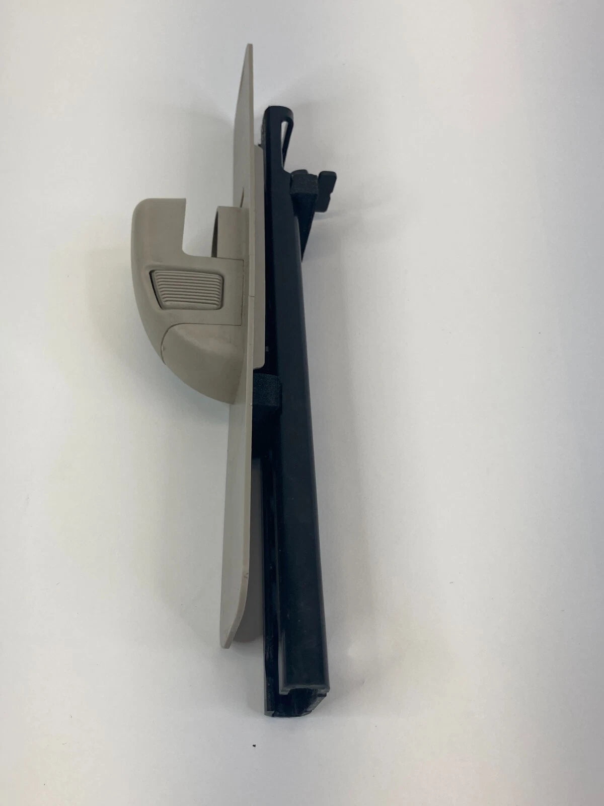 2009-2012 FORD FLEX FRONT SEAT BELT HEIGHT ADJUSTER SLIDER LEFT OR RIGHT SIDE