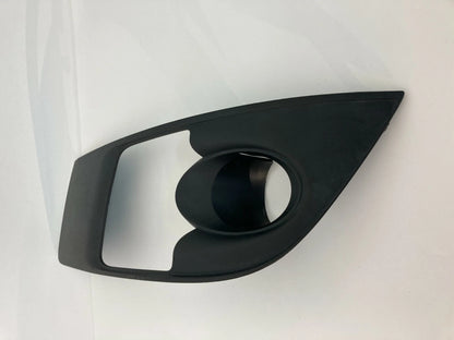 2007-2010 SATURN OUTLOOK FRONT LEFT DRIVER SIDE FOG LAMP TRIM COVER 15947965 OEM