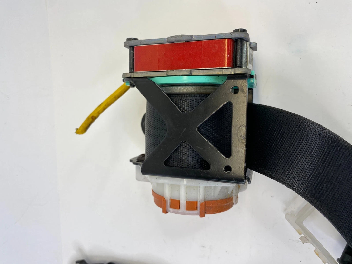 2004-2011 Saab 9-3 93 Convertible Front Left Driver Seat Belt Retractor OEM