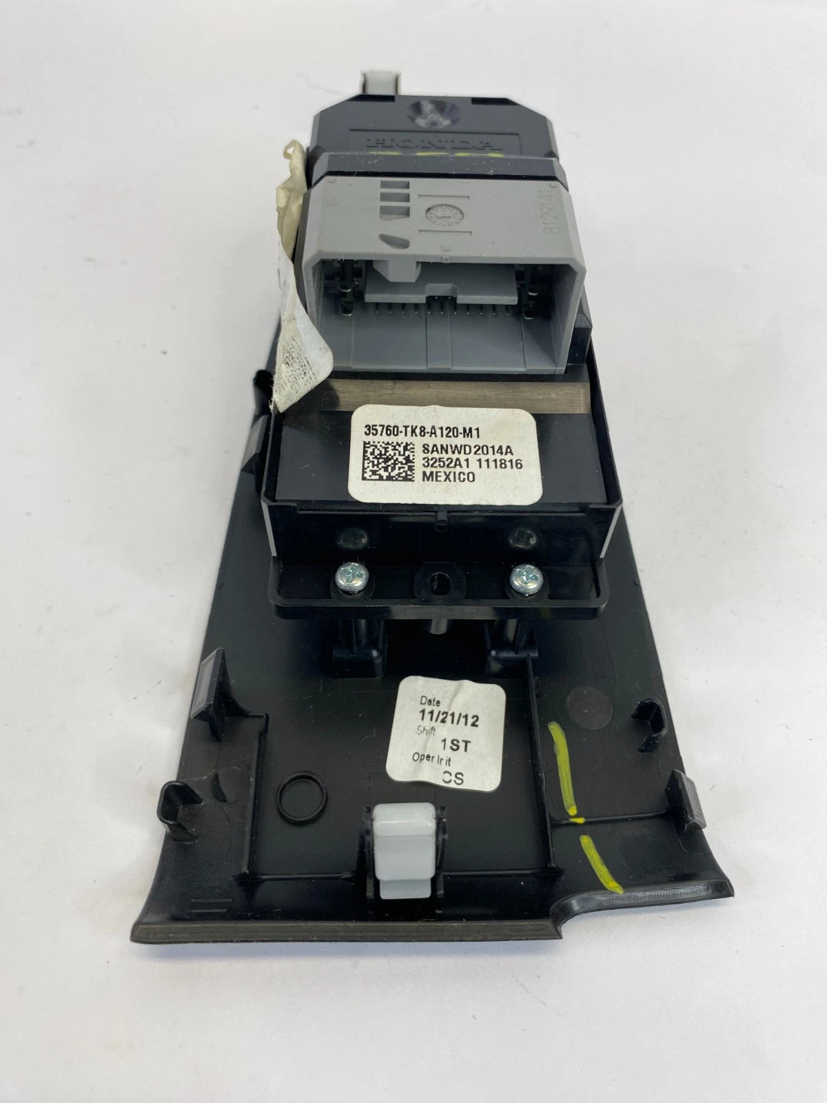 2011-2017 HONDA ODYSSEY FRONT RIGHT DOOR POWER WINDOW CONTROL SWITCH BEZEL