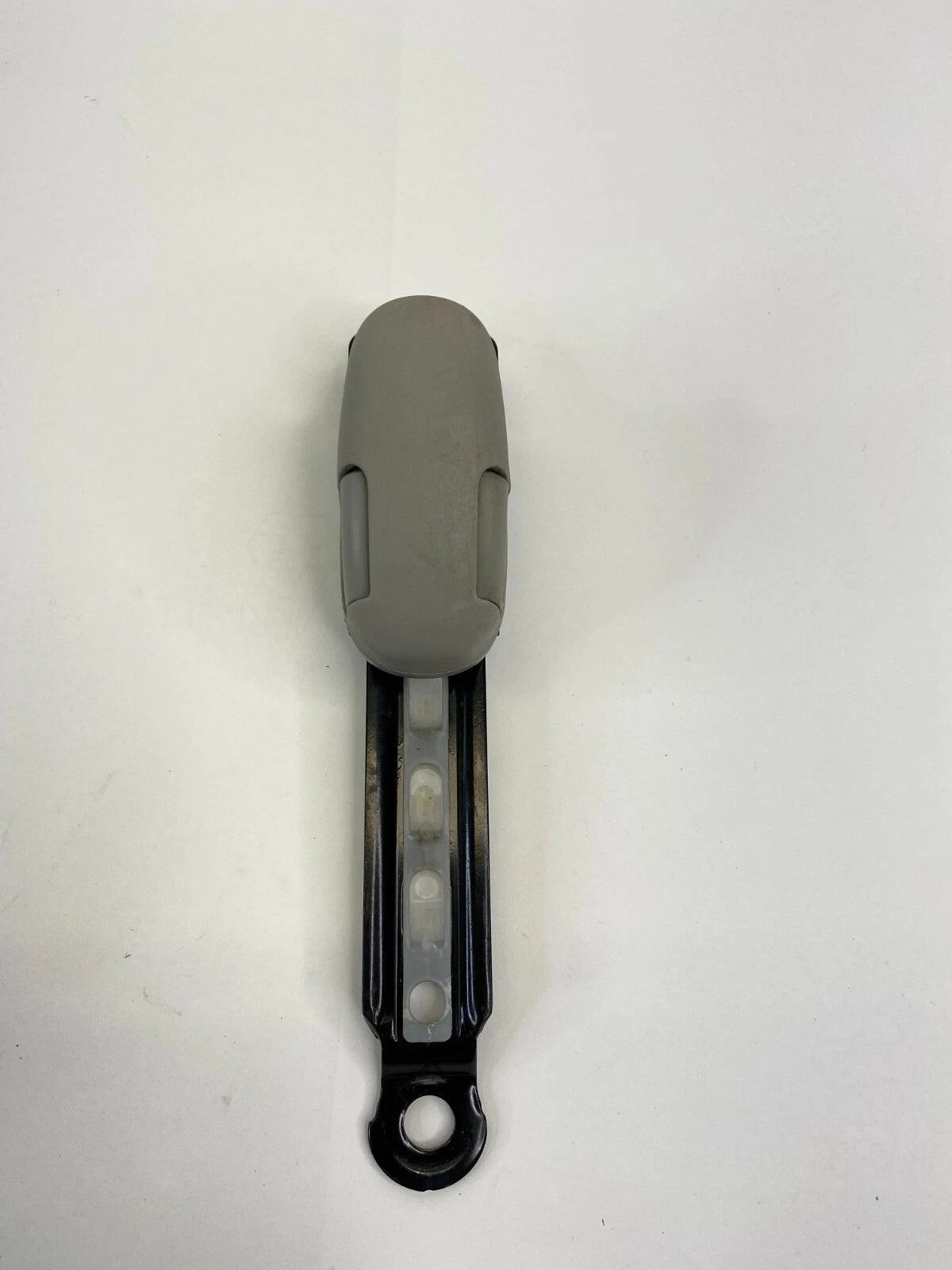 08-10 CHRYSLER TOWN & COUNTRY FRONT RIGHT SIDE SEAT BELT ADJUSTER HEIGHT OEM